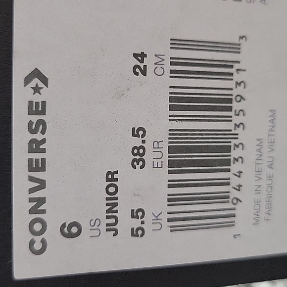 Converse High Top Brand new size junior 6=size women's 8. - Picture 12 of 13